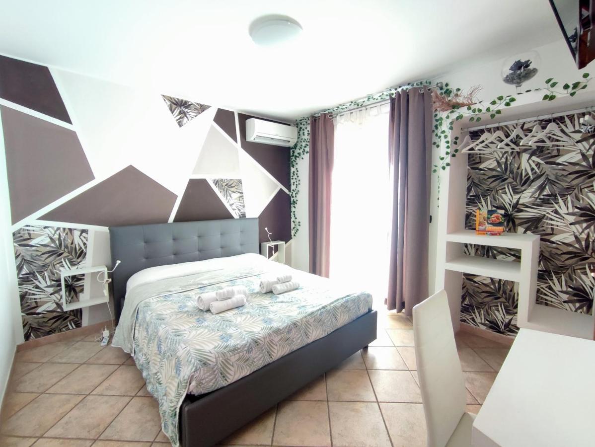 Casa Vacanze Isolotto إزولا ديلي فيمين المظهر الخارجي الصورة